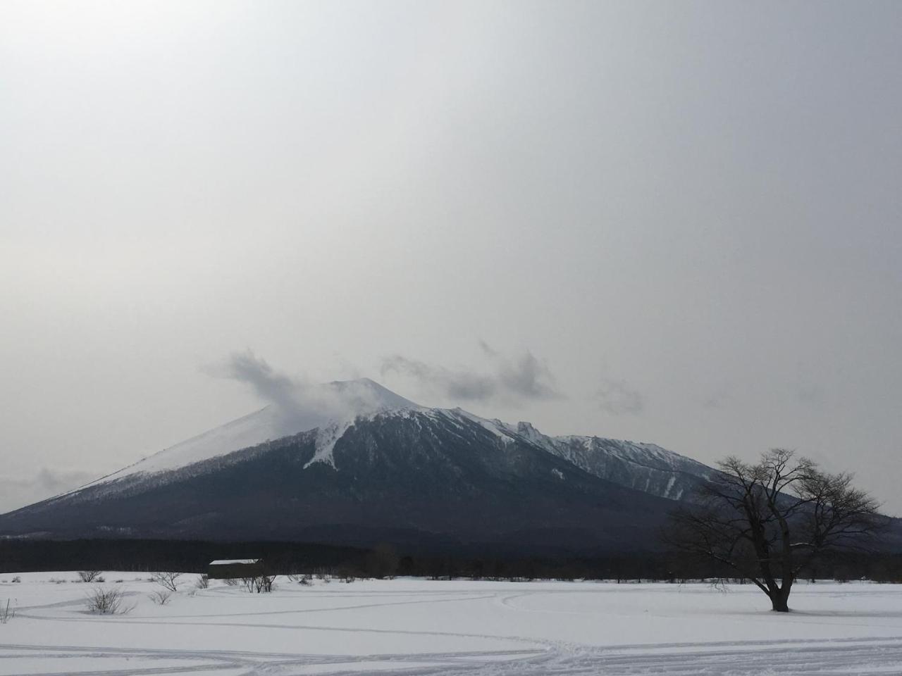 温泉ゲストハウス やすもり 八幡平市 エクステリア 写真